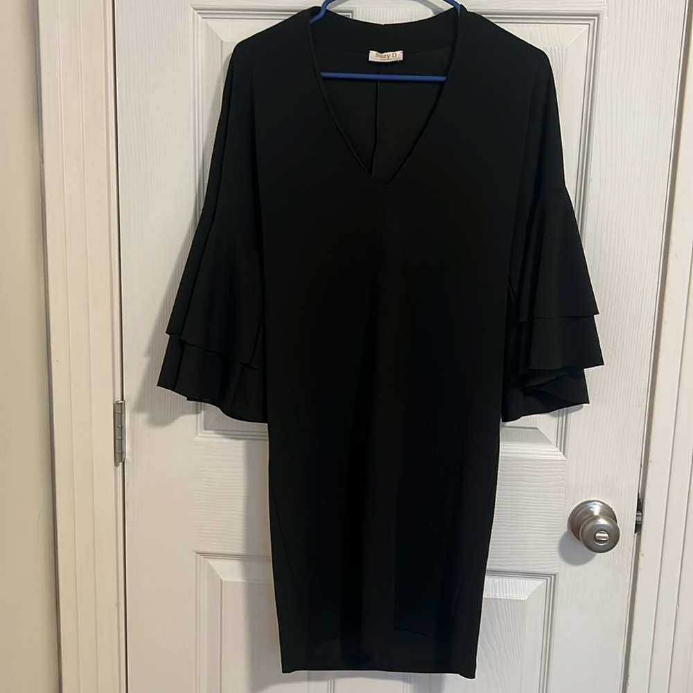 Suzy D London black dress